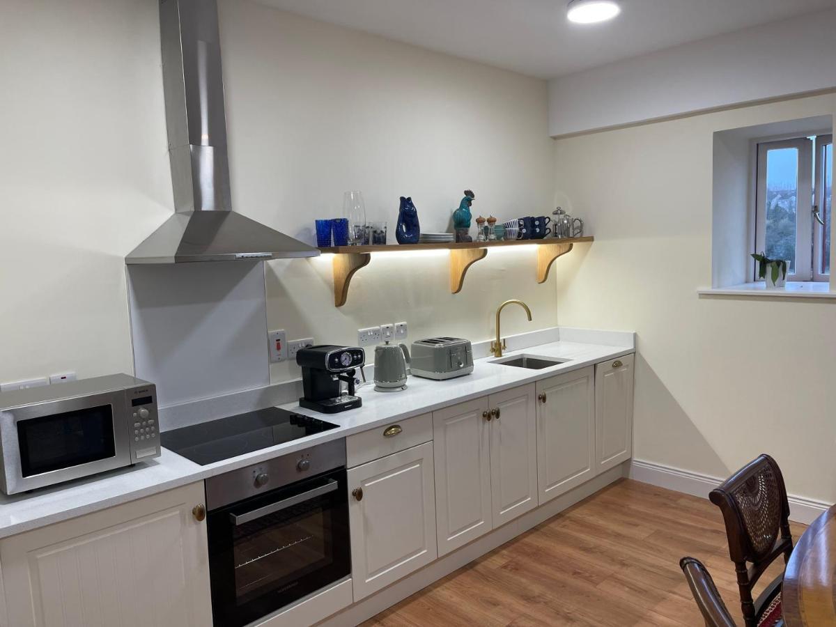 Riverfront Apartments At The Blue Goat Ramelton Exteriér fotografie